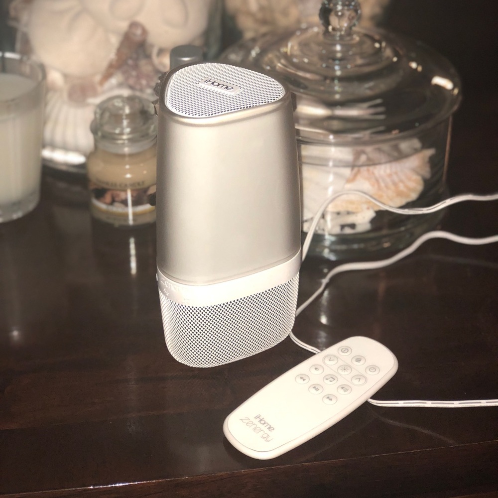 Brand New Ihome Zenergy mood light~